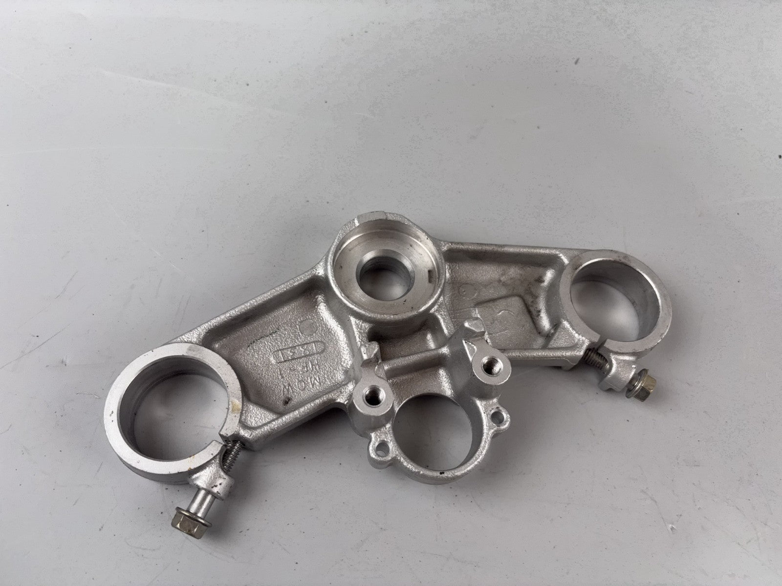 Honda VFR800 RC46/2 VTEC Gabelbrücke bridge obere Halterung