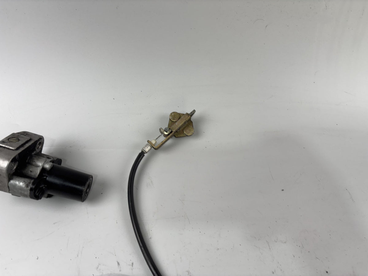 Yamaha FZS600 Fazer RJ02 Schlosssatz Key Lock Zündschloss Tankschloss Sitz Seat