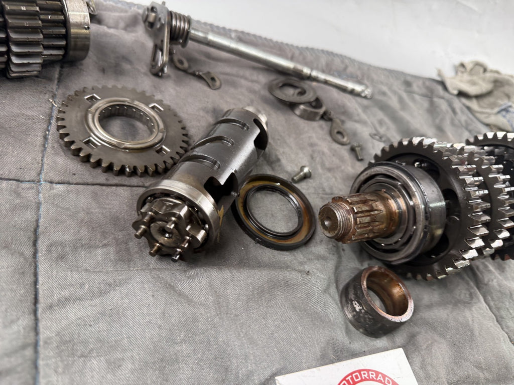 Yamaha XJR1200 4PU Getriebe Getriebewelle Zahnrad Schaltklaue Walze Motor Engine