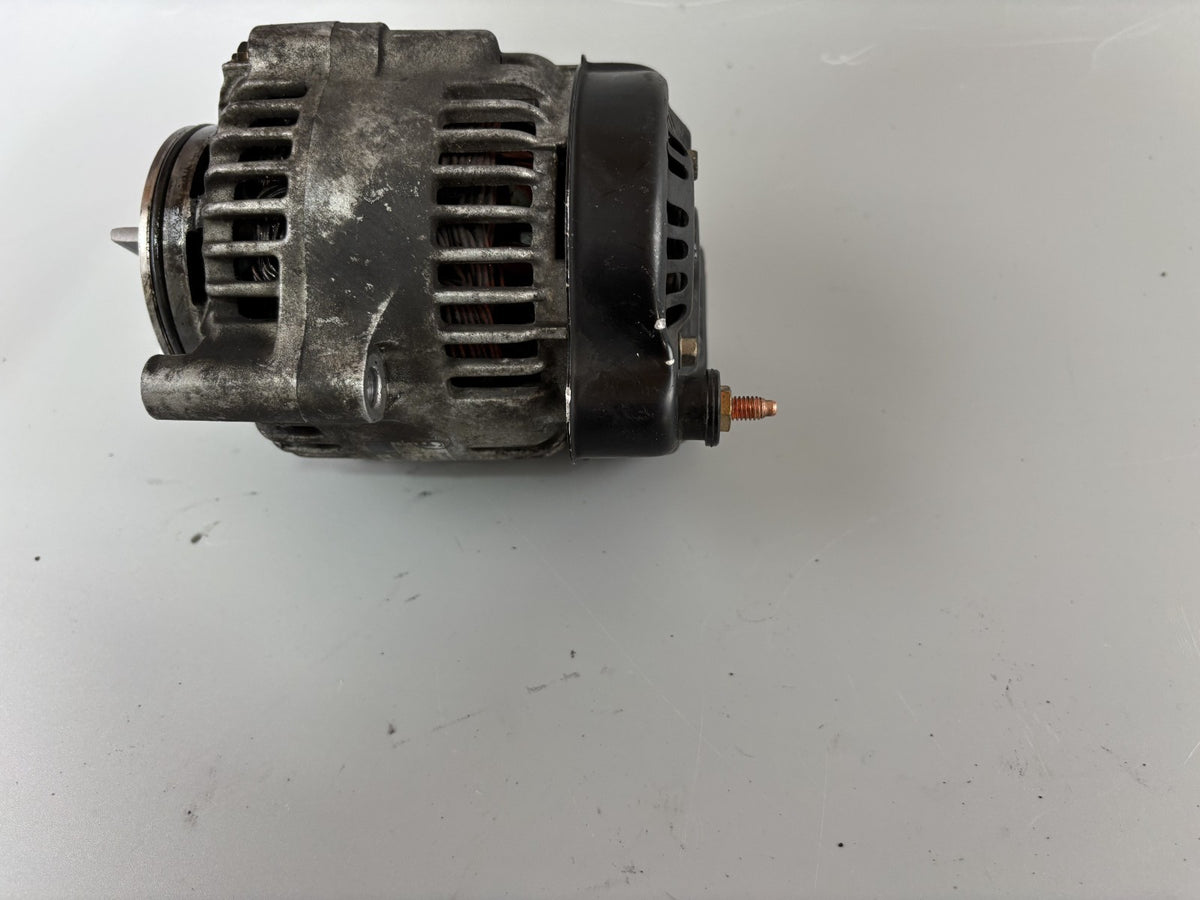 Triumph Daytona 955 T 595 Lima Lichtmaschine Generator Lightmachine Stator