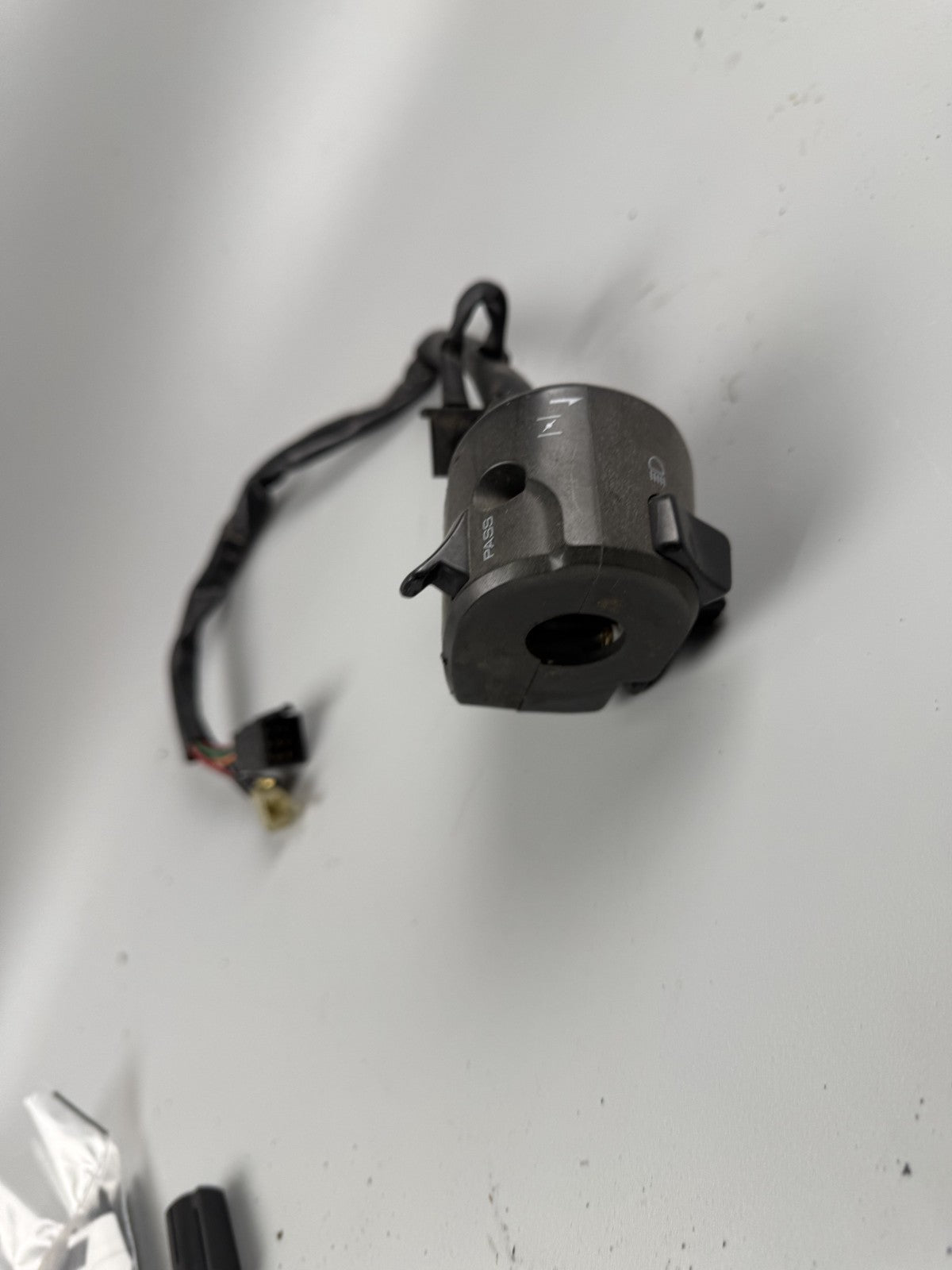 Kawasaki ZRX 1100 ZRT10C Lenkerschalter Lenkerarmatur Switch Electric links left