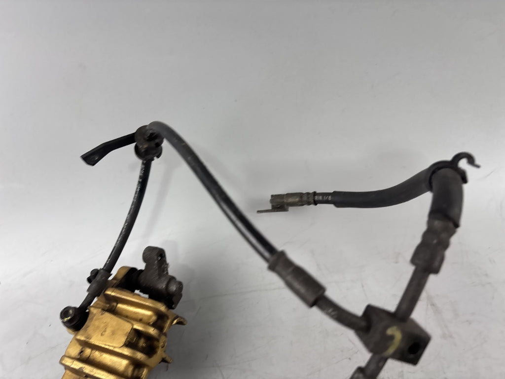 Honda CBF 600 S PC38 Bremssattel Bremszange Brake Bremse vorne rechts links
