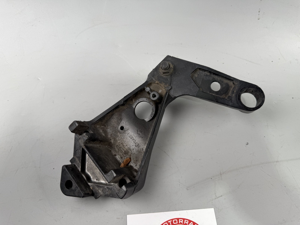Triumph Speed Triple 900 T300B Fußrastenhalteplatte Foot Hangers Holder links