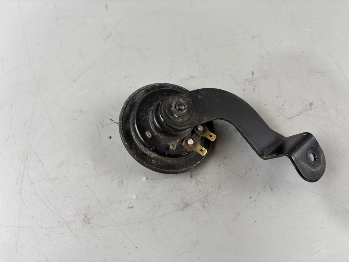 Suzuki GSX-R 1100 W GU75C Hupe horn Signal