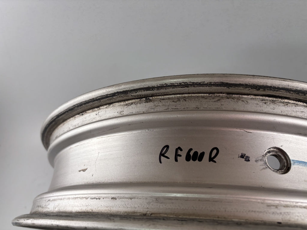 Suzuki RF 600 R GN76A Vorderradfelge Felge Rim Rad vorne front Reifen Rad