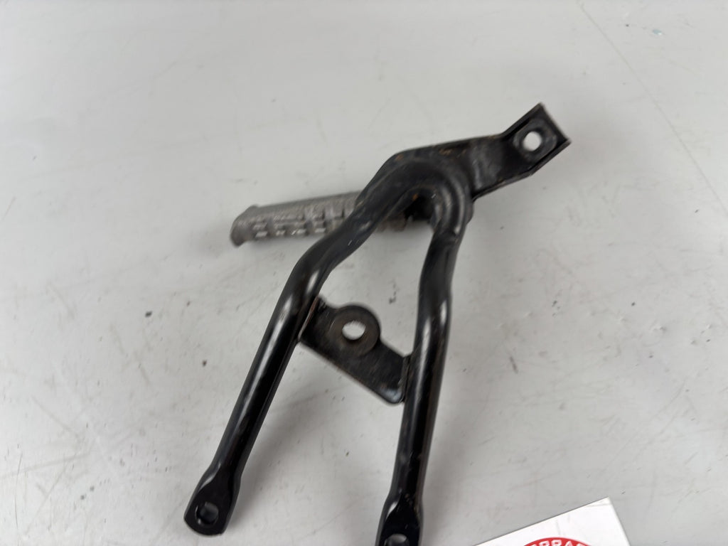 Yamaha SZR 660 Belgarda 4SU Soziusfußraste hinten back links left Beifahrer