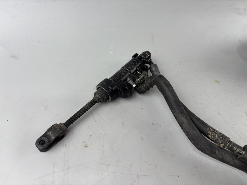 Suzuki VX 800 VS51B Bremsanlage Brake Bremse Sattel Pumpe back hinten