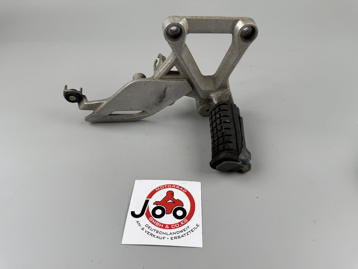 Honda CBR125 JC50 Fussrastenhalter vorne rechts Fußraste Foot Hangers right