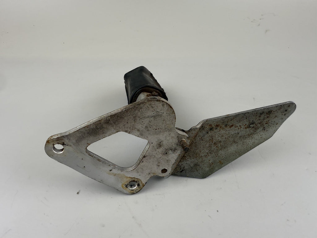 Suzuki GS500E GM51B Fußraste komplett Food Hangers Step links left Footpad