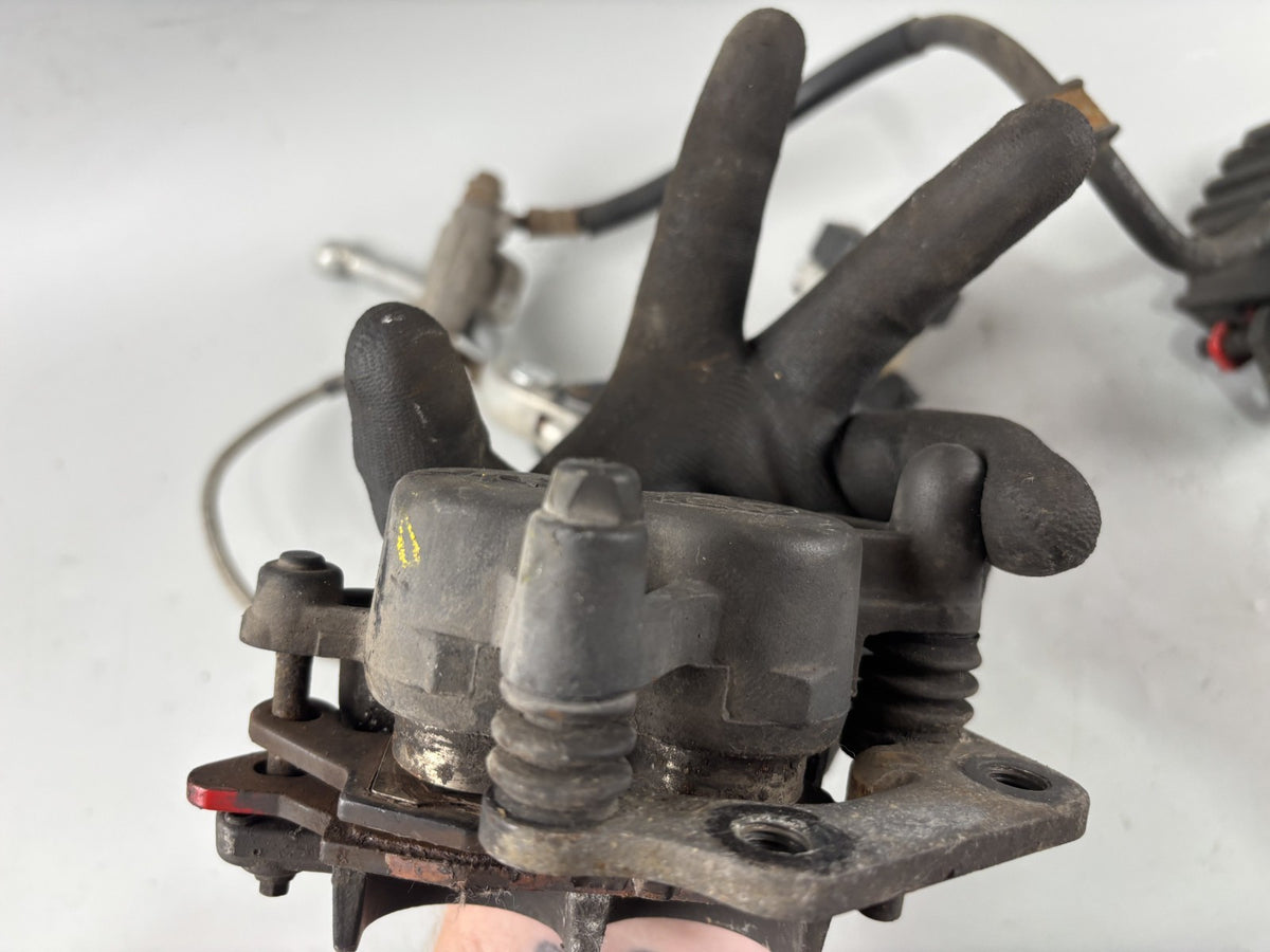 Suzuki SV650 S AV Bremse Brake Bremsanlage Bremssattel Zange  vorne front