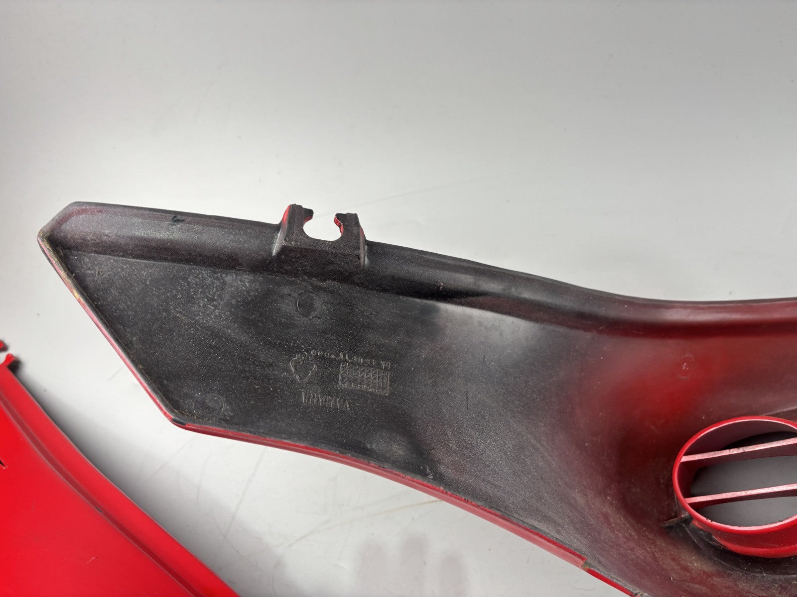 Yamaha SZR 660 Belgarda 4SU Seitenverkleidung Cover Heckverkleidung rechts right
