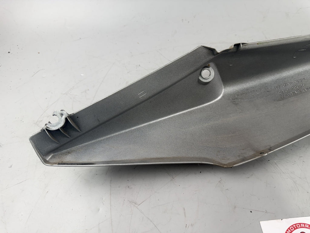 Honda CBF 600 S PC38 Seitenverkleidung Sidecover Abdeckung fairing rechts right