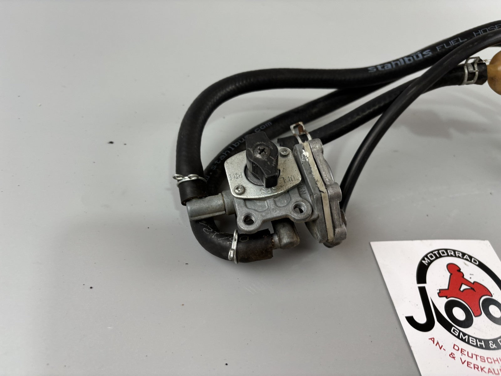 Suzuki GS 500 EU GM51B Benzinhahn Ventil Fuel Kraftstoffhahn Gas Gasoline