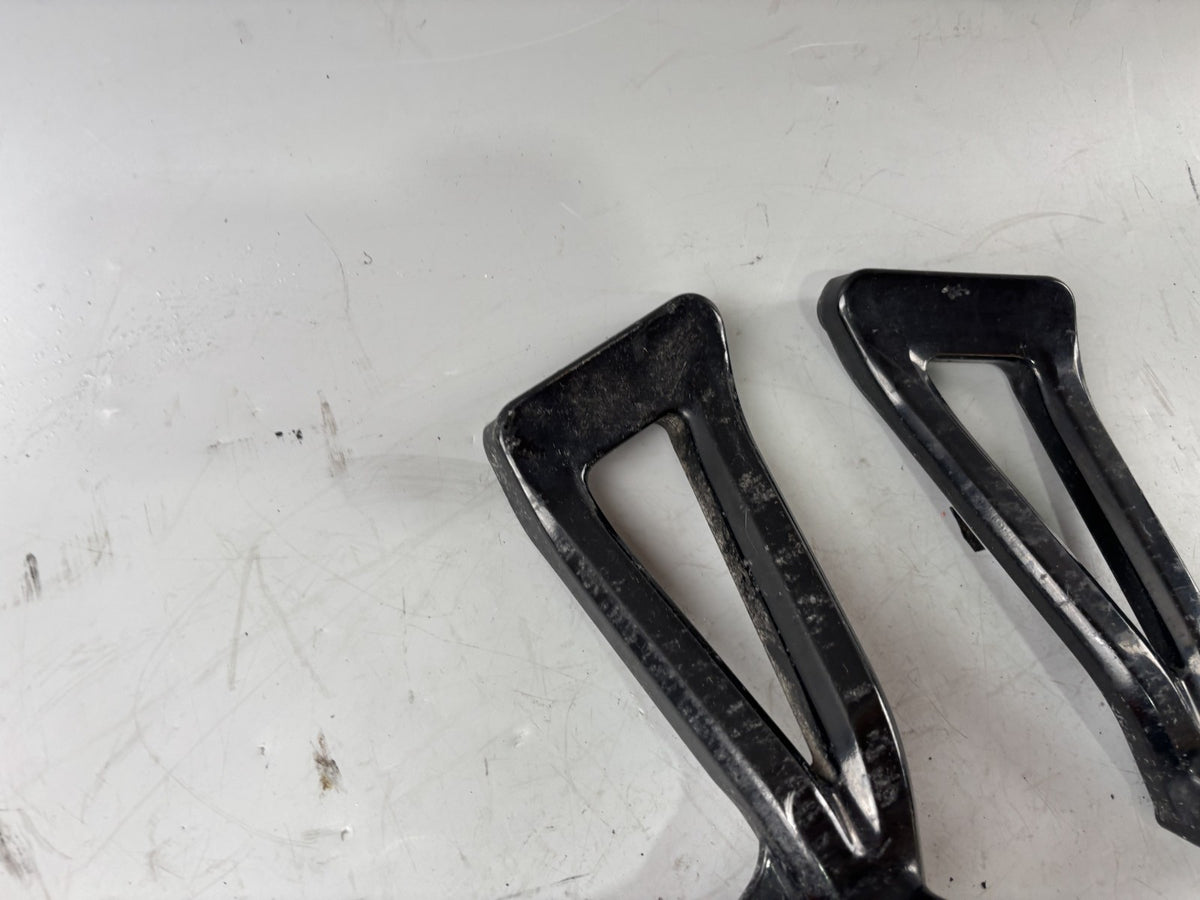 Suzuki GSX 750 AE Inazuma Achse Soziusfußrasten Steps Hangers Beifahrer