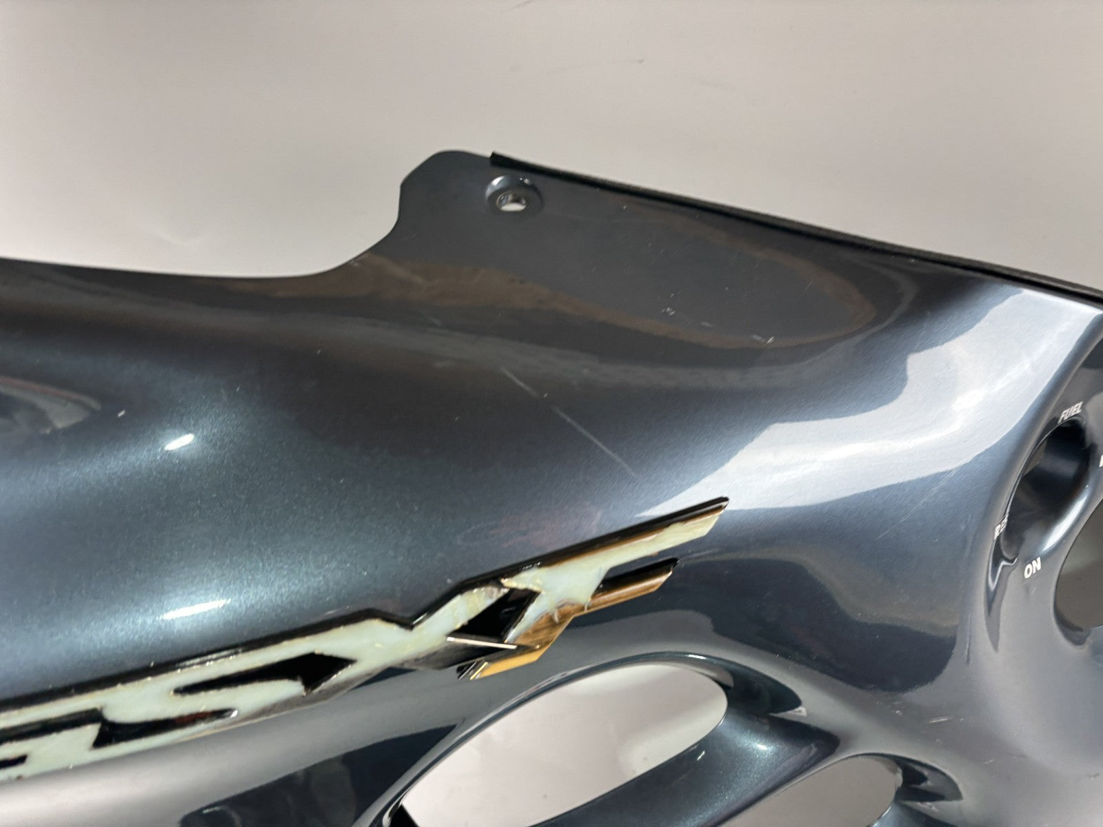 Suzuki GSX 750 F AK11 Seitenverkleidung Sidecover Abdeckung Cover links left