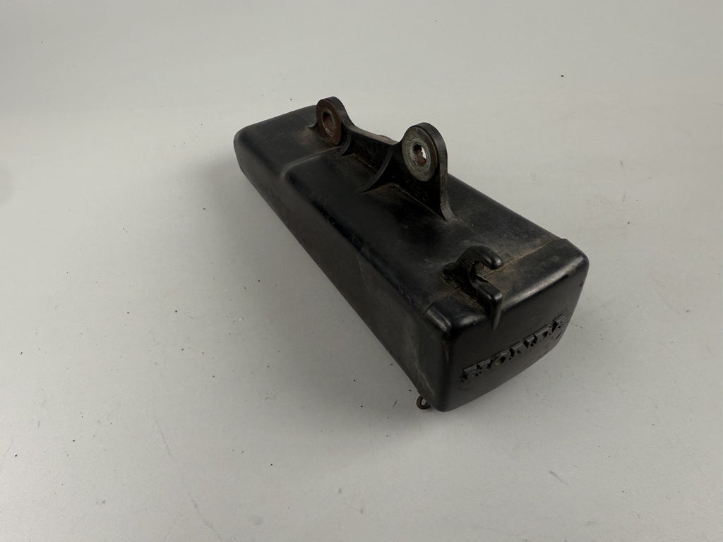 Honda XL600R PD03 Staufach Werkzeugfach Kofferraum Holder