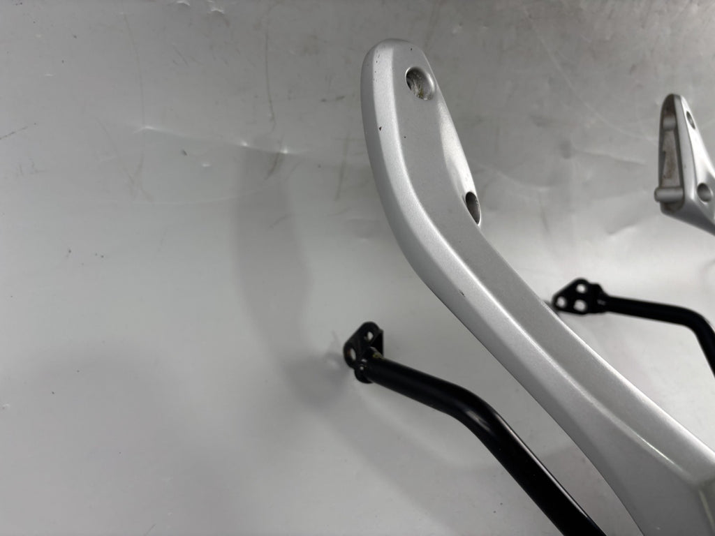 BMW F 650 CS Scarver Gepäckbrücke Haltegriffe Gepäckträger Kofferträger Bag Box