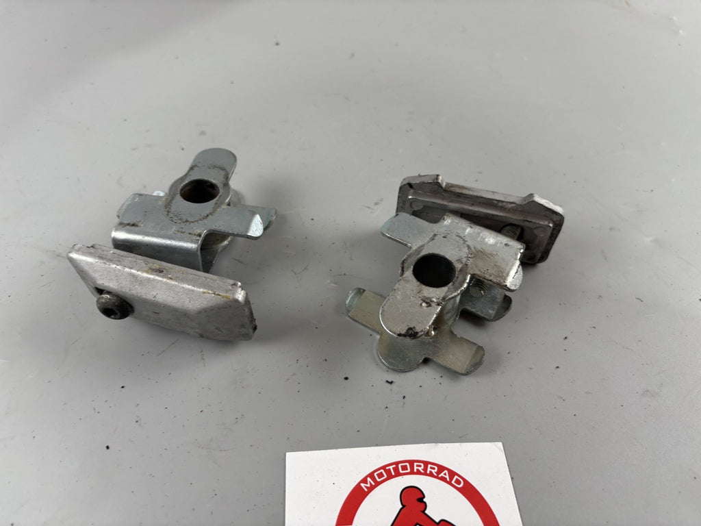 Suzuki SV650 N AV Kettenspanner Schwinge Achse Antrieb Chain Kette