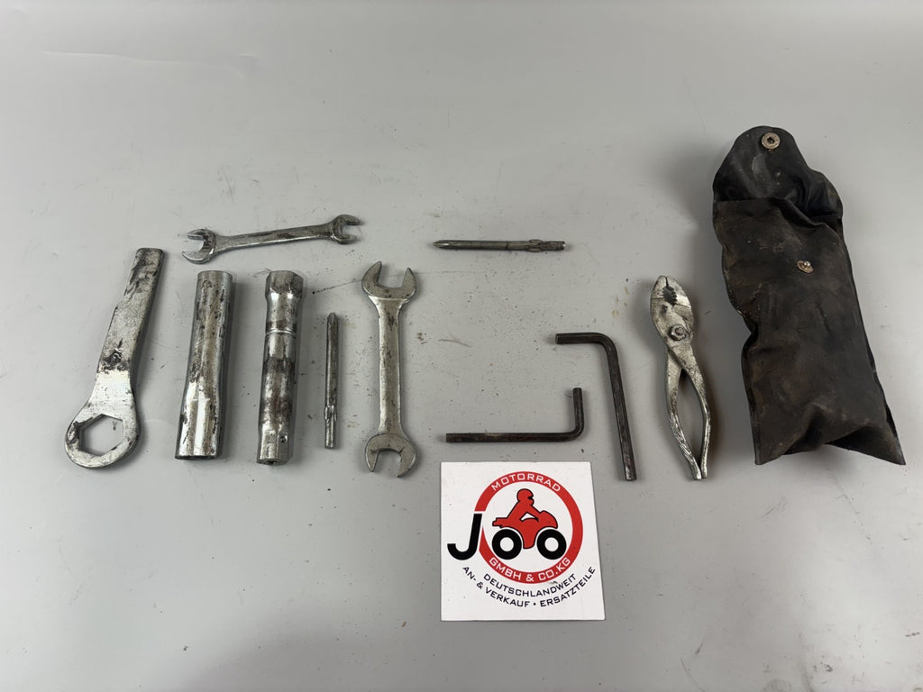 Kawasaki EX500D GPZ500S Werkzeugbox Bordwerkzeug Tools