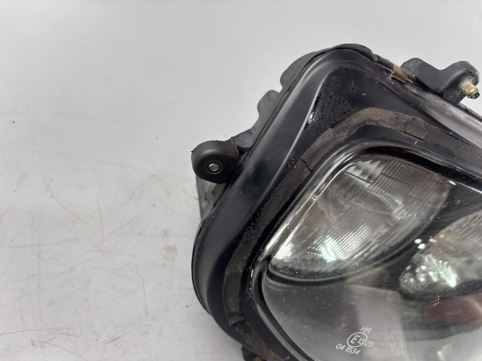 Suzuki GSX-R 750 W GR7BB Scheinwerfer Headlight Licht Lampe front vorne