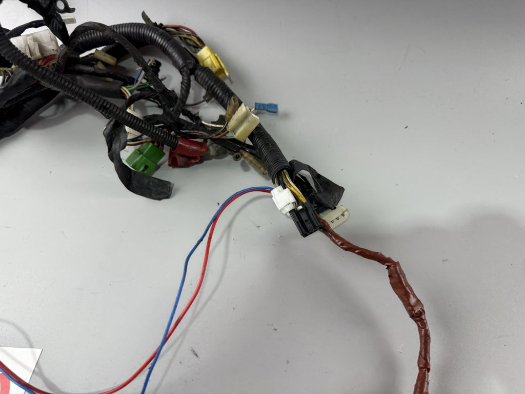 Suzuki GSX - R 1100 GV73C Kabelbaum Cable Stecker Kabelstrang Electric