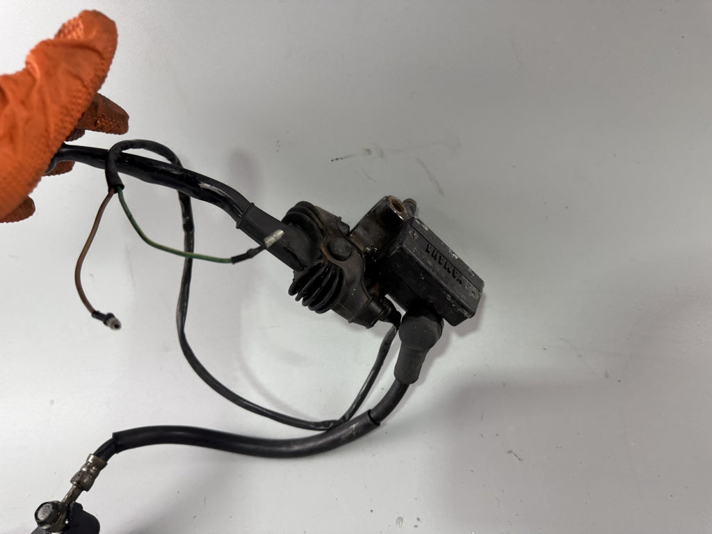 Yamaha XS 400 12E Bremspumpe Brake Pump Bremse Leitung