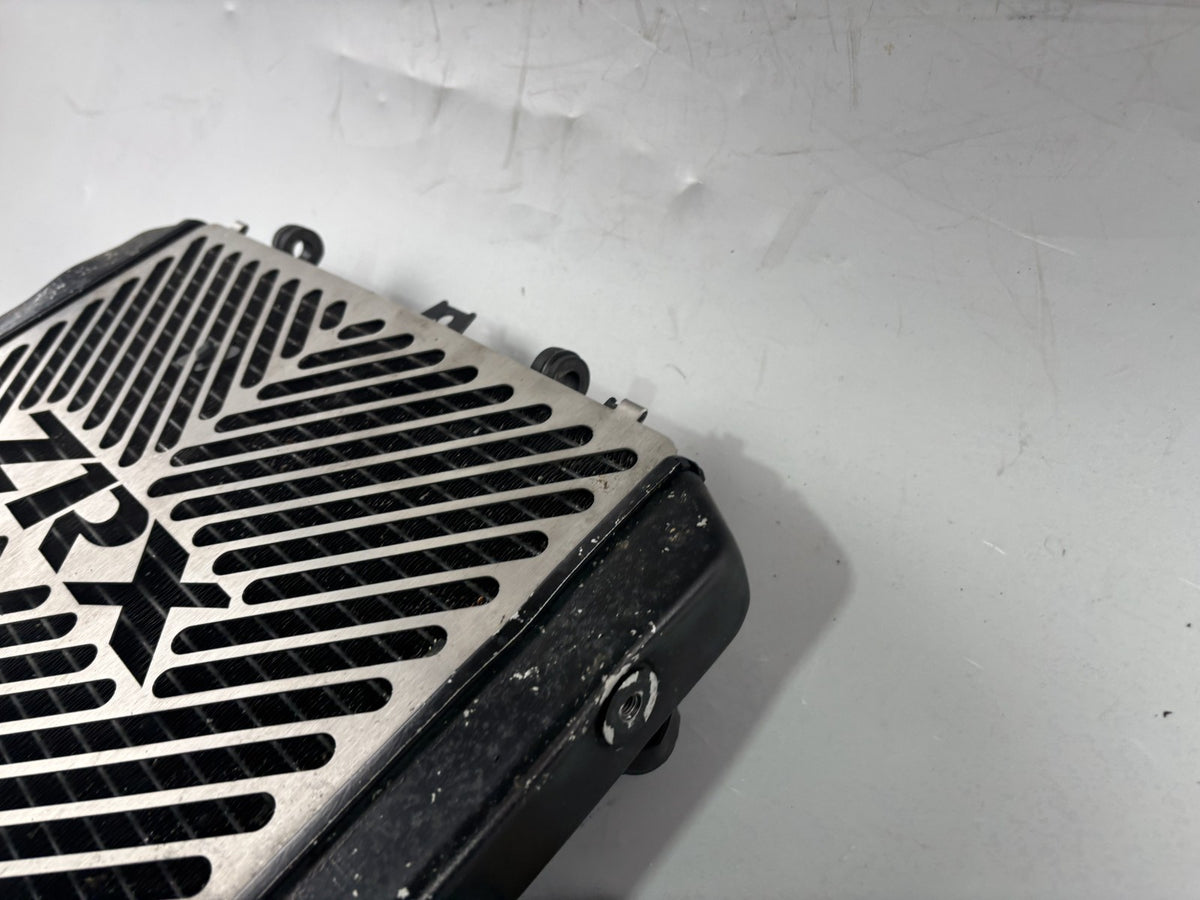 Kawasaki ZRX1100 ZRT10C Wasserkühler Watercooler Engine Liquid Kühlung