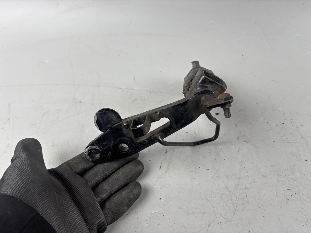 Kawasaki EL250 252 Eliminator Fußraste Foot Hangers Step rechts right