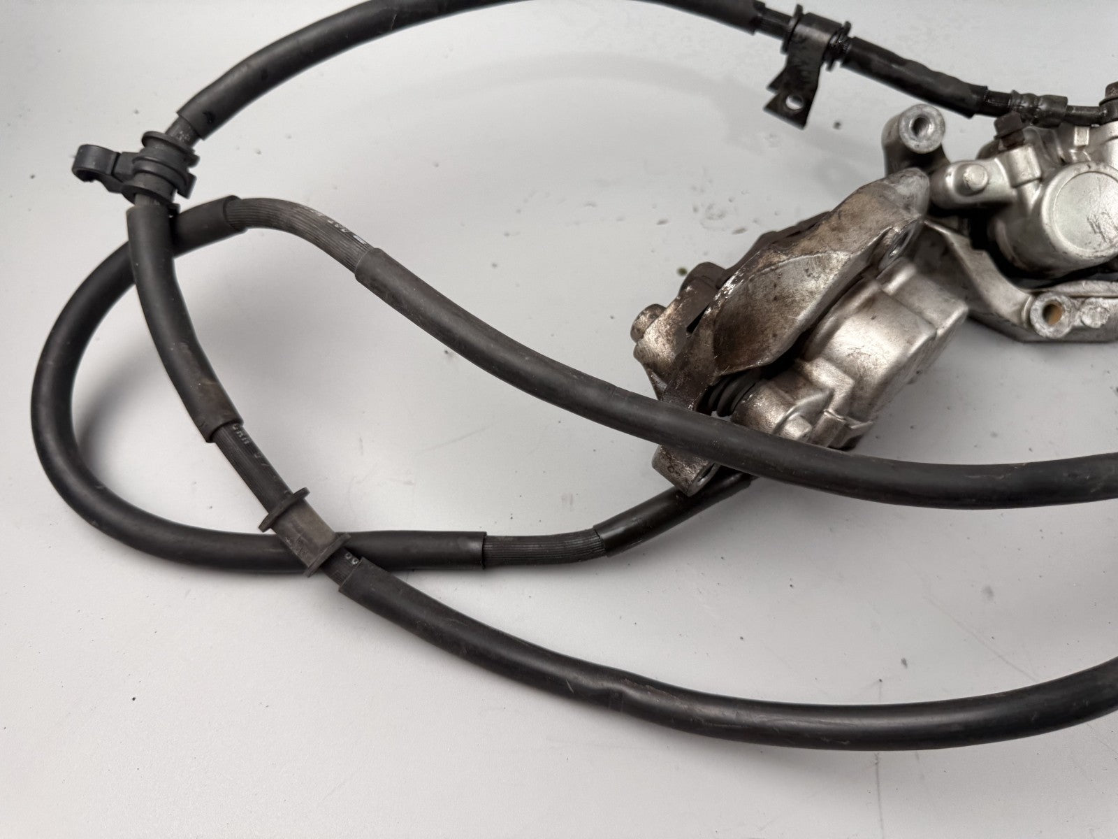Yamaha XJ900 Diversion 4KM Bremsanlage Bremse Brake Sattel Pumpe vorne front