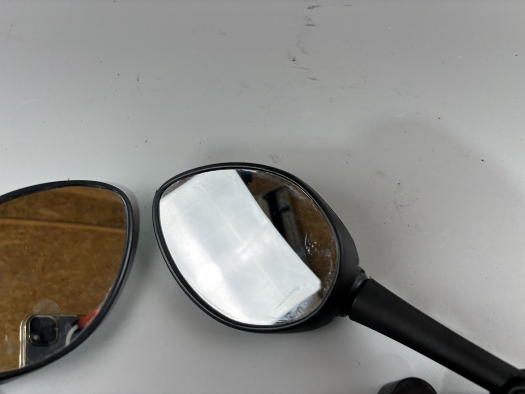 Triumph Daytona 955 T 595 Spiegelpaar Spiegel Mirror Rückspiegel