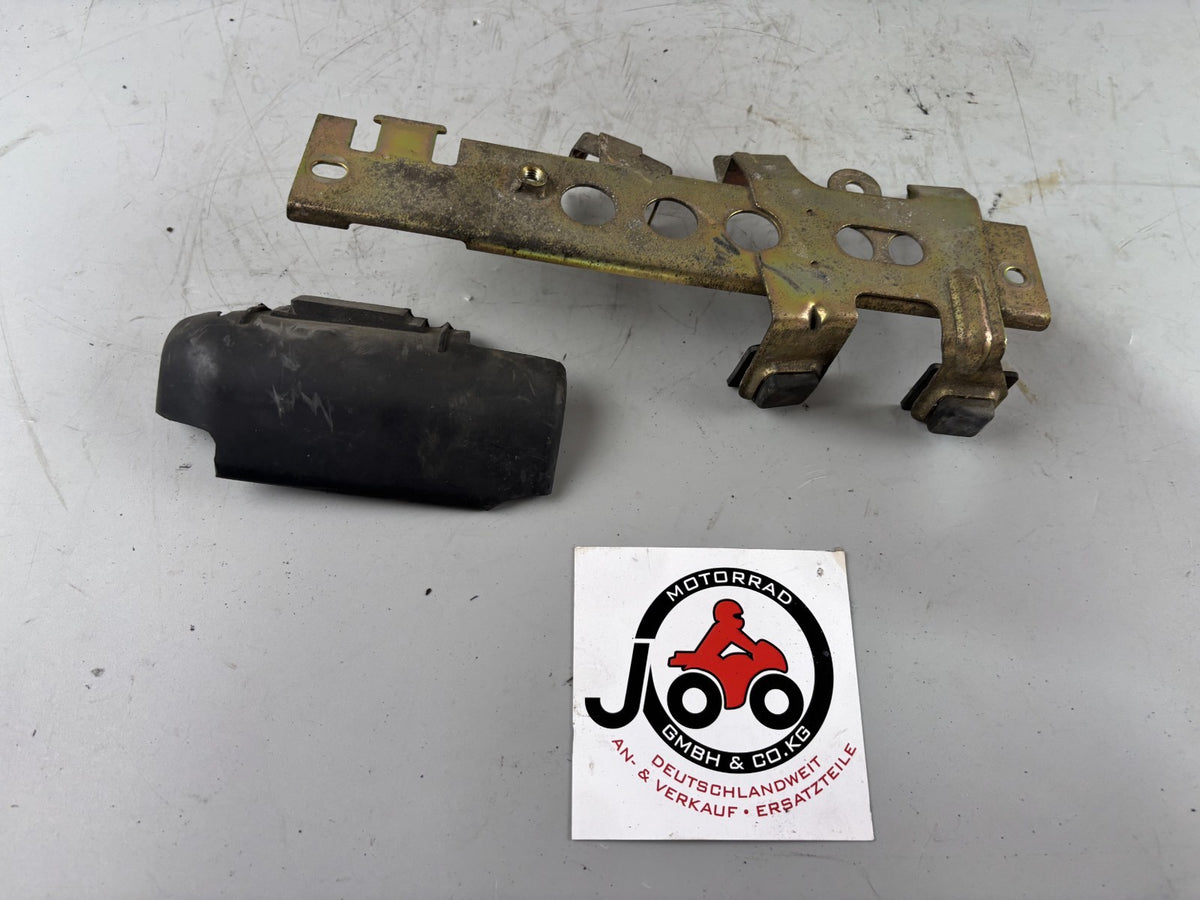 Yamaha FZS600 Fazer RJ02 Zündspulen Halterung Holder Ignition