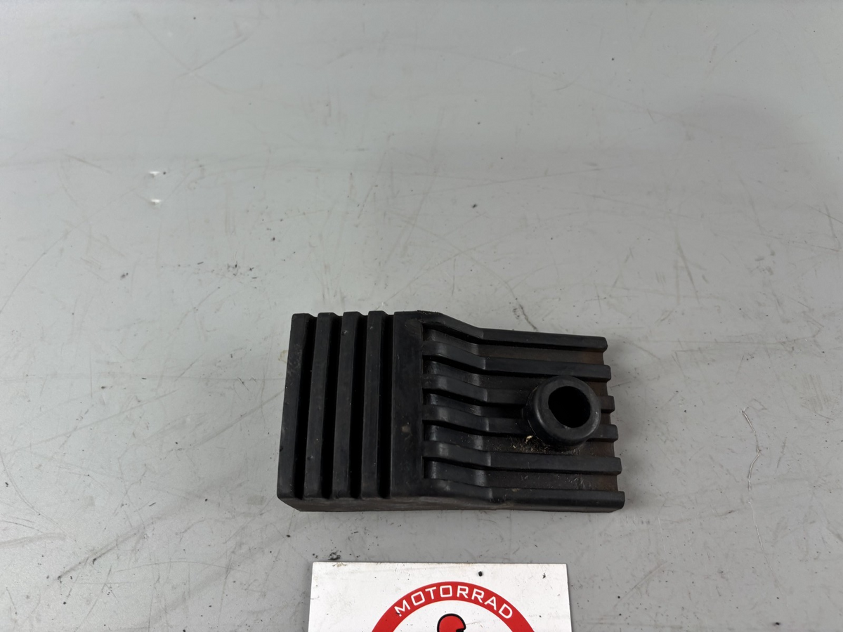 Yamaha YBR 125 RE05 Tankgummi Halterung Vibrationsschutz