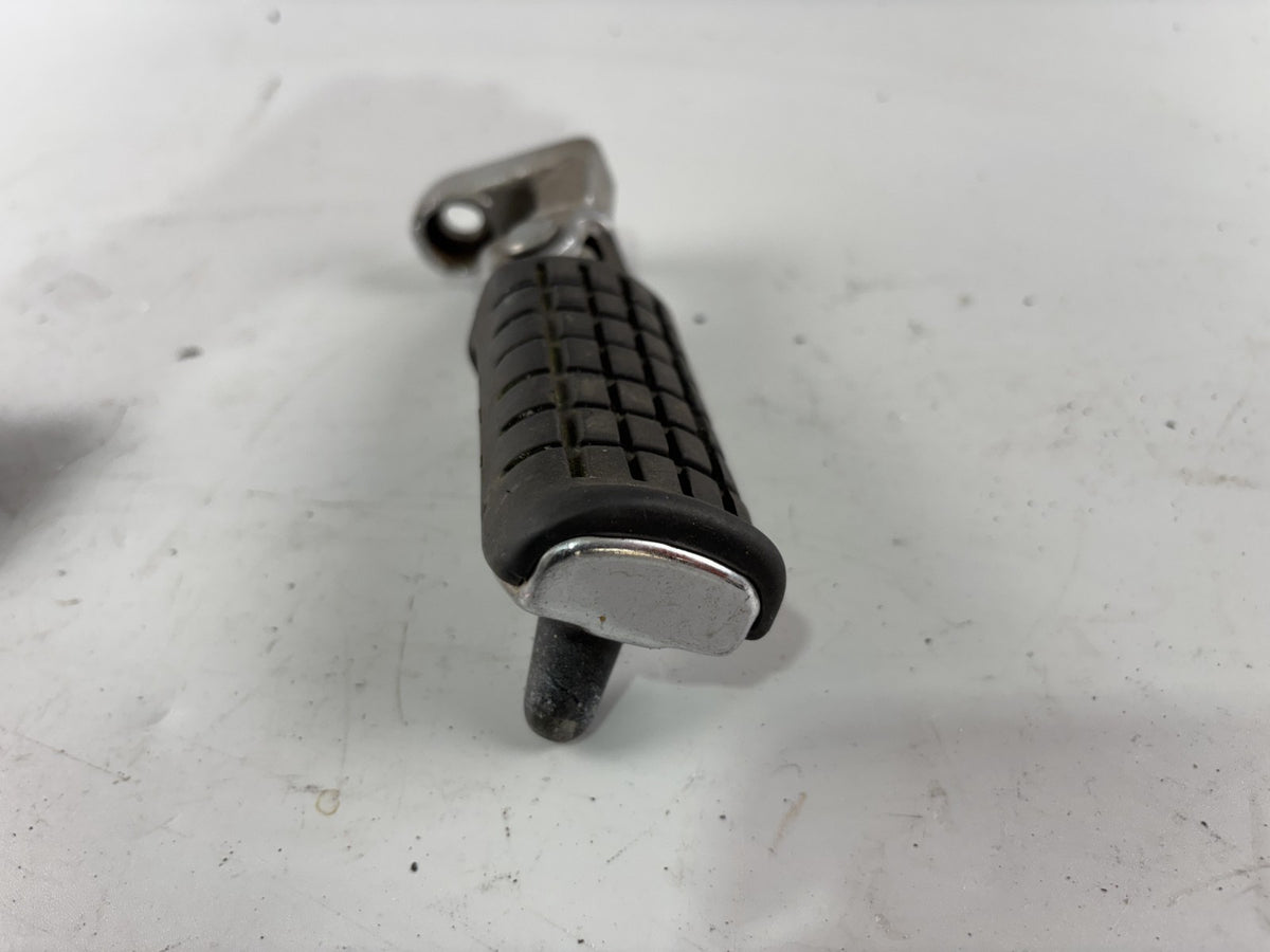 Honda CBX 650 E RC13 Fußrasten Soziusfußrasten rechts links Hangers Steps