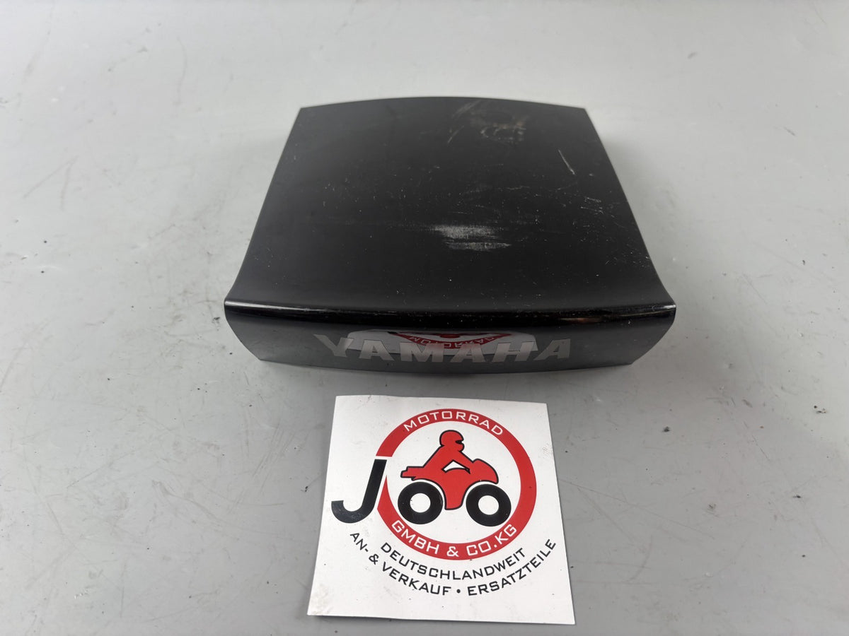 Yamaha XJ 900 Diversion 4KM Heckverkleidung hinten mitte Mittelstück Heck Cover