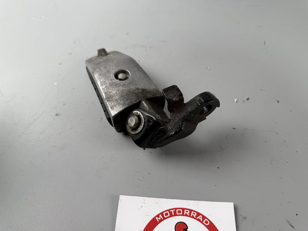 Kawasaki ZL600 Eliminator Fußraste Foot Step Hangers rechts right vorn front