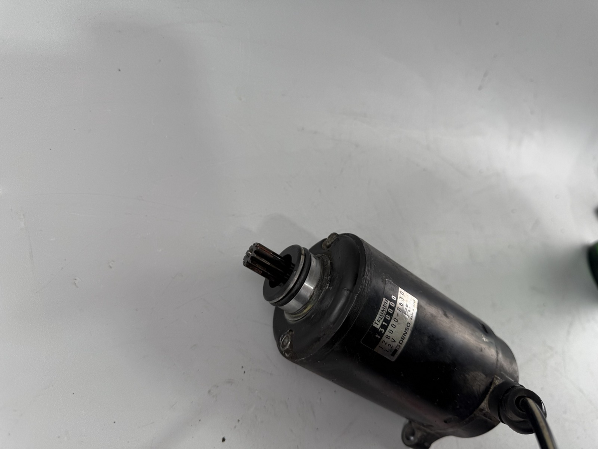 Triumph Speed Triple 900 T300B Anlasser Starter Electric Motor Engine