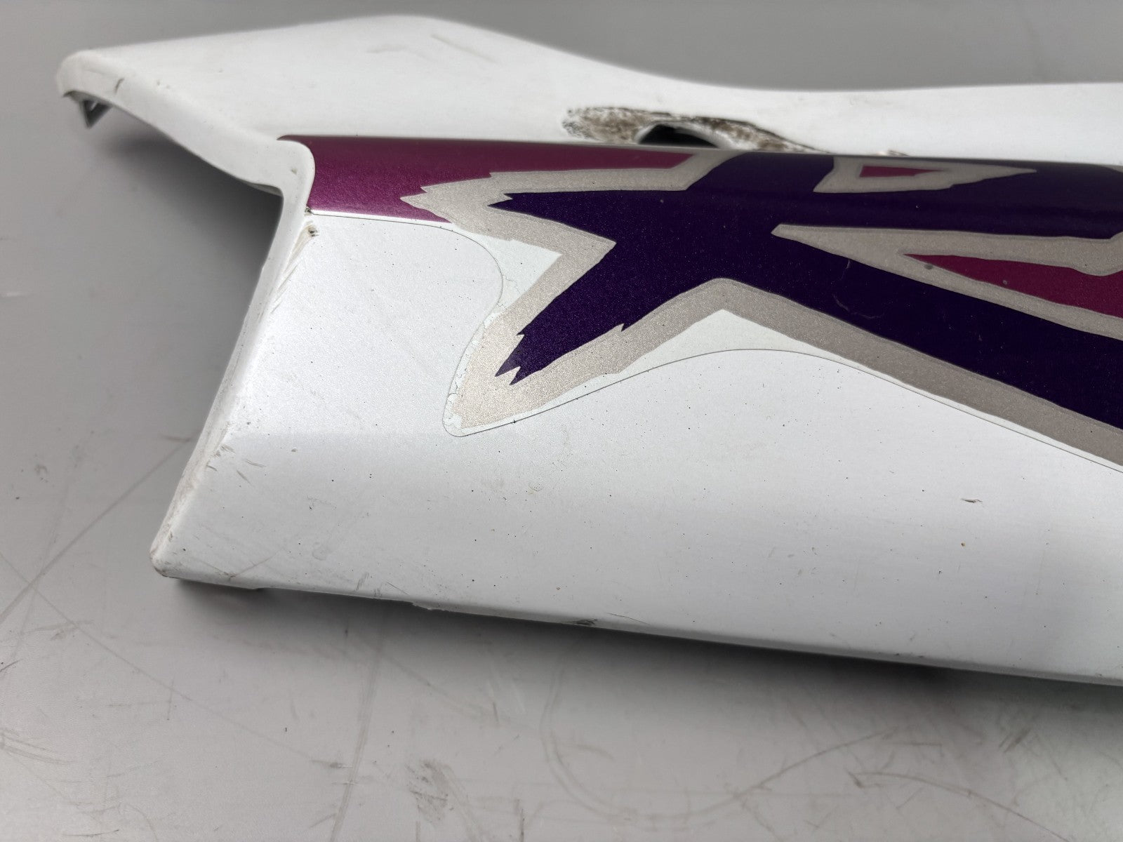 Suzuki GSX-R 750 W GR7BB Seitenverkleidung Sidecover rechts right hinten Cover