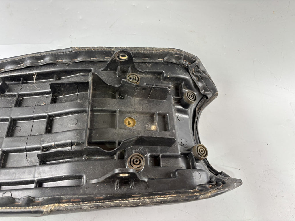 Yamaha YBR 125 RE05 Sitzbank Seat Sitz Bezug Polster Sitzkissen