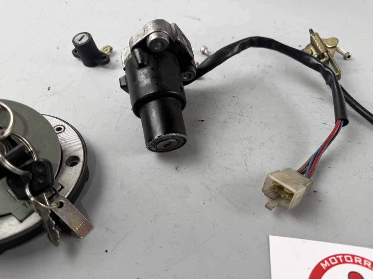 Yamaha XJ 600 Diversion 4BR 4LX Schlosssatz Schloss Zündschloss Key Lock Tank Si