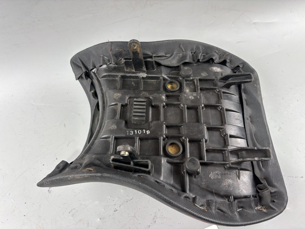 Suzuki SV650 S AV Sitzbank Seat Sitz Fahrer front Kissen bezug
