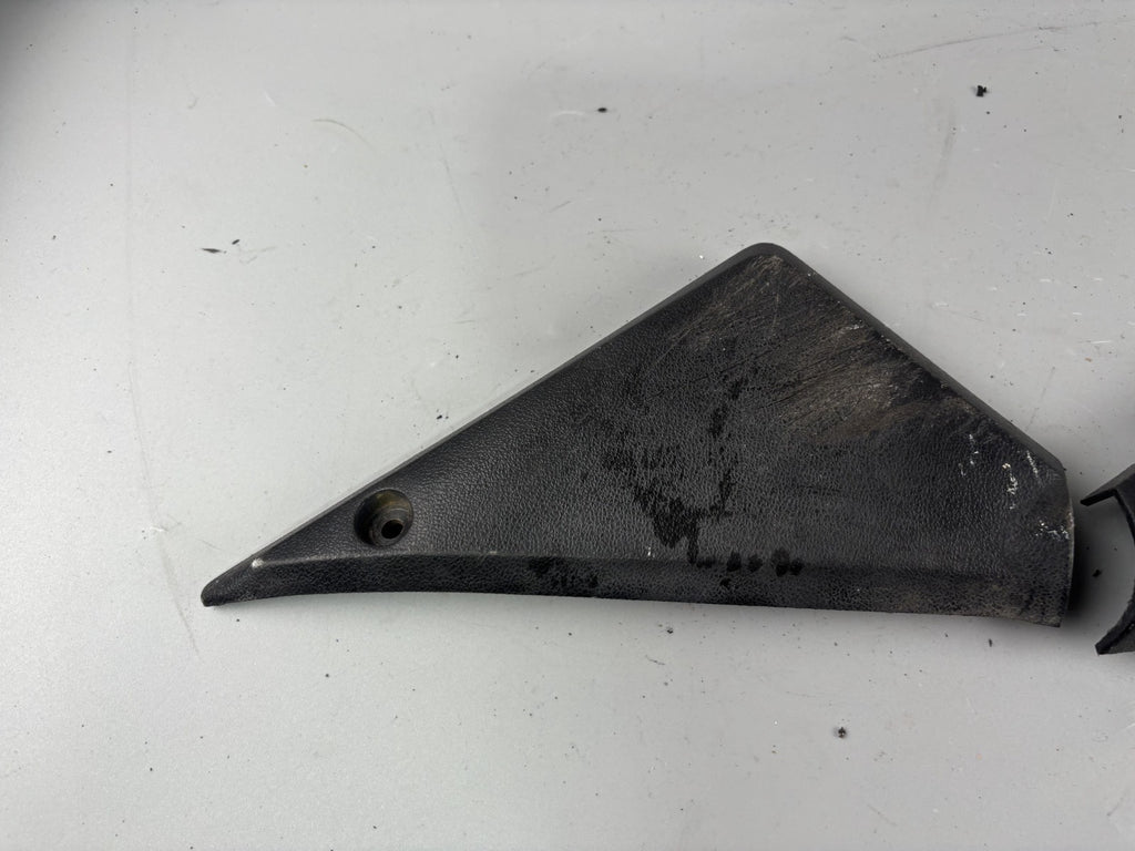 Suzuki GSF600 GN77B Rahmenabdeckung Frame Cover Deckel Verkleidung