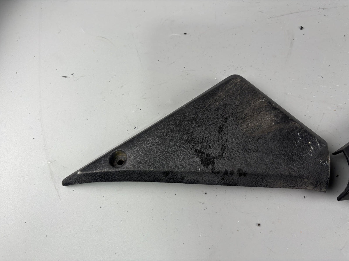 Suzuki GSF600 GN77B Rahmenabdeckung Frame Cover Deckel Verkleidung