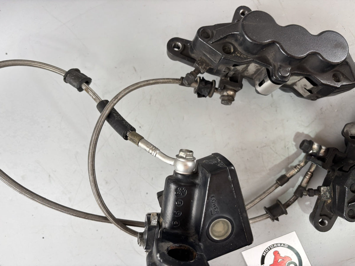 Suzuki GSX-R 1100 W GU75C Bremsanlage Bremse Brake Sattel Pumpe hinten back