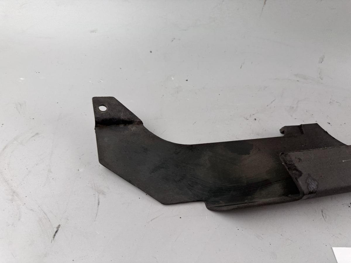 Triumph Tiger 900 T400 Kettenschutz Kettenabdeckung Chain Cover Verkleidung
