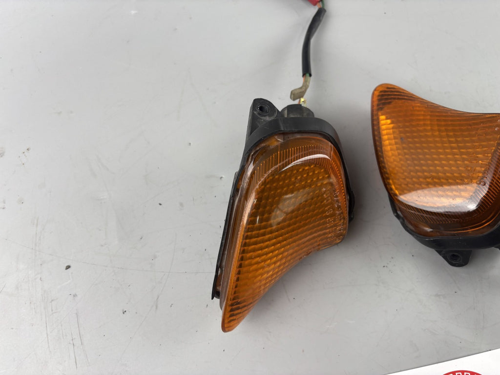 Honda CBR 1000F SC24 Blinker Blinkerpaar vorne front  Lighters Licht Lampe