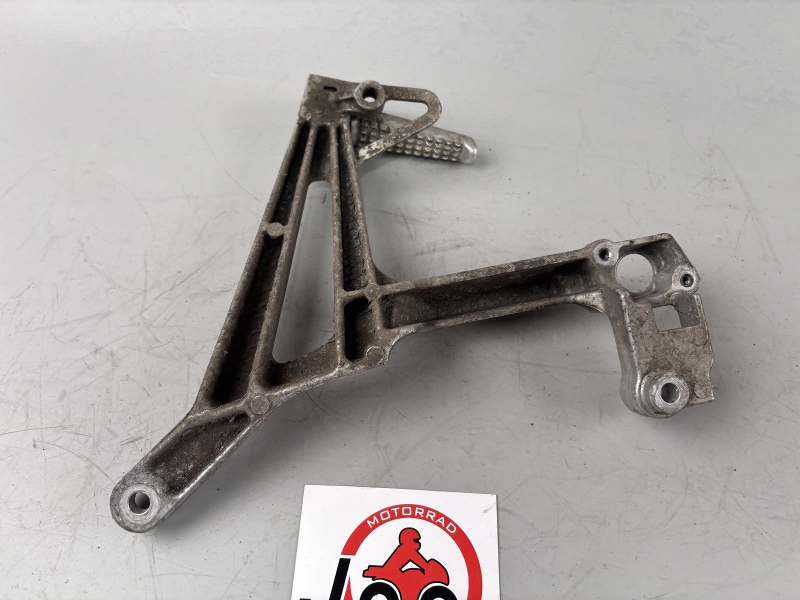 Honda VFR750 F Rc36/2 Fußraste hinten links Soziusfußraste Foot Step Hanger
