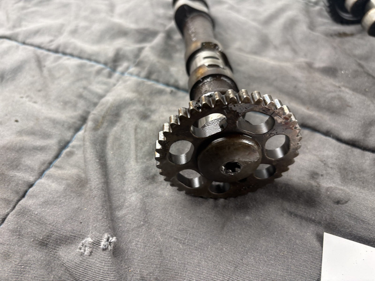 BMW F800 S ST Motor Nockenwellen Einlassnockenwelle Auslasswelle Head