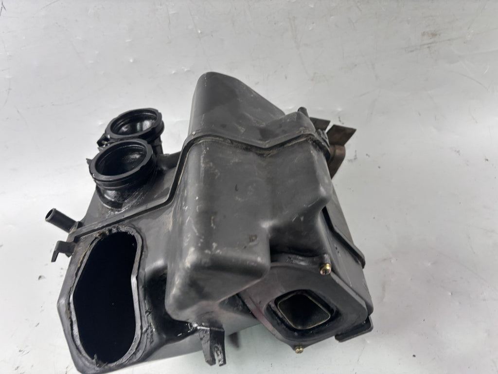 Honda CBR 1000F SC24 Luftftilterkasten Airbox Ansaugung Motor