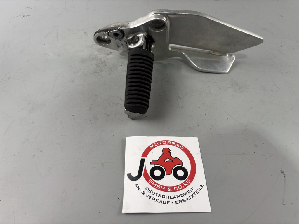 Yamaha XJ 900 Diversion 4KM Fußraste Hangers Foot Step vorn front links left