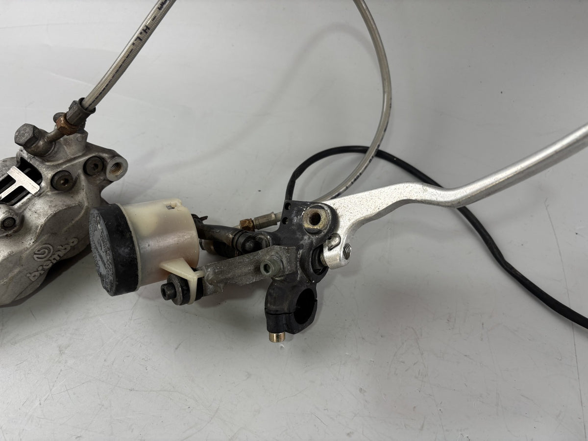 Yamaha SZR 660 Belgarda 4SU Bremse Bremsanlage vorne front Sattel Pumpe Leitung